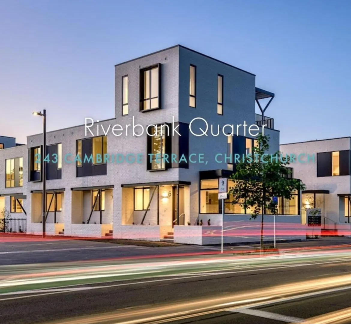 Chic And Contemporary Living At Cambridge Terrace Villa Christchurch 0*,  New Zealand
